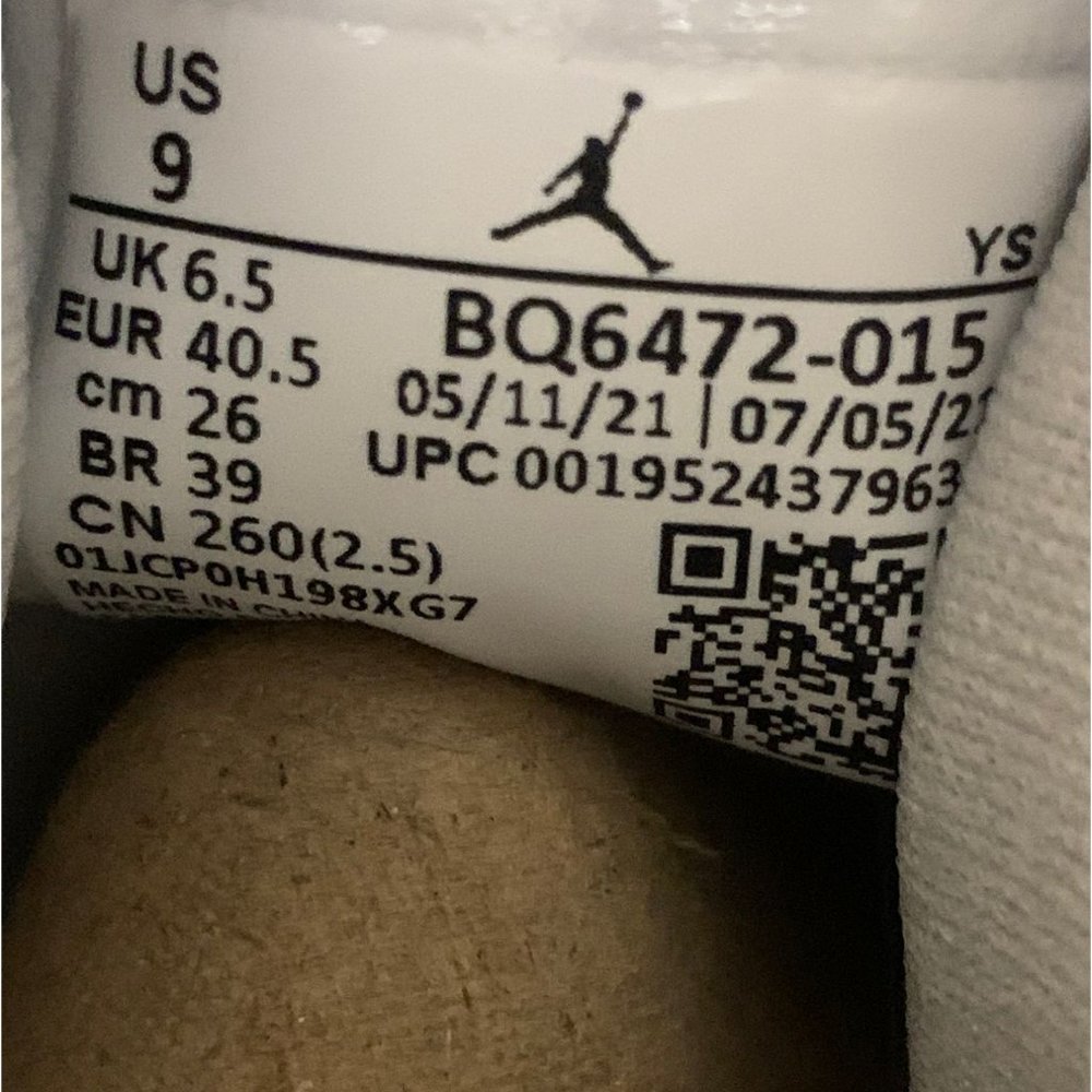 Nike Wmns Air Jordan 1 Mid 'Light Smoke Grey' BQ6472-015 Women's Size 9 - Picture 6 of 7